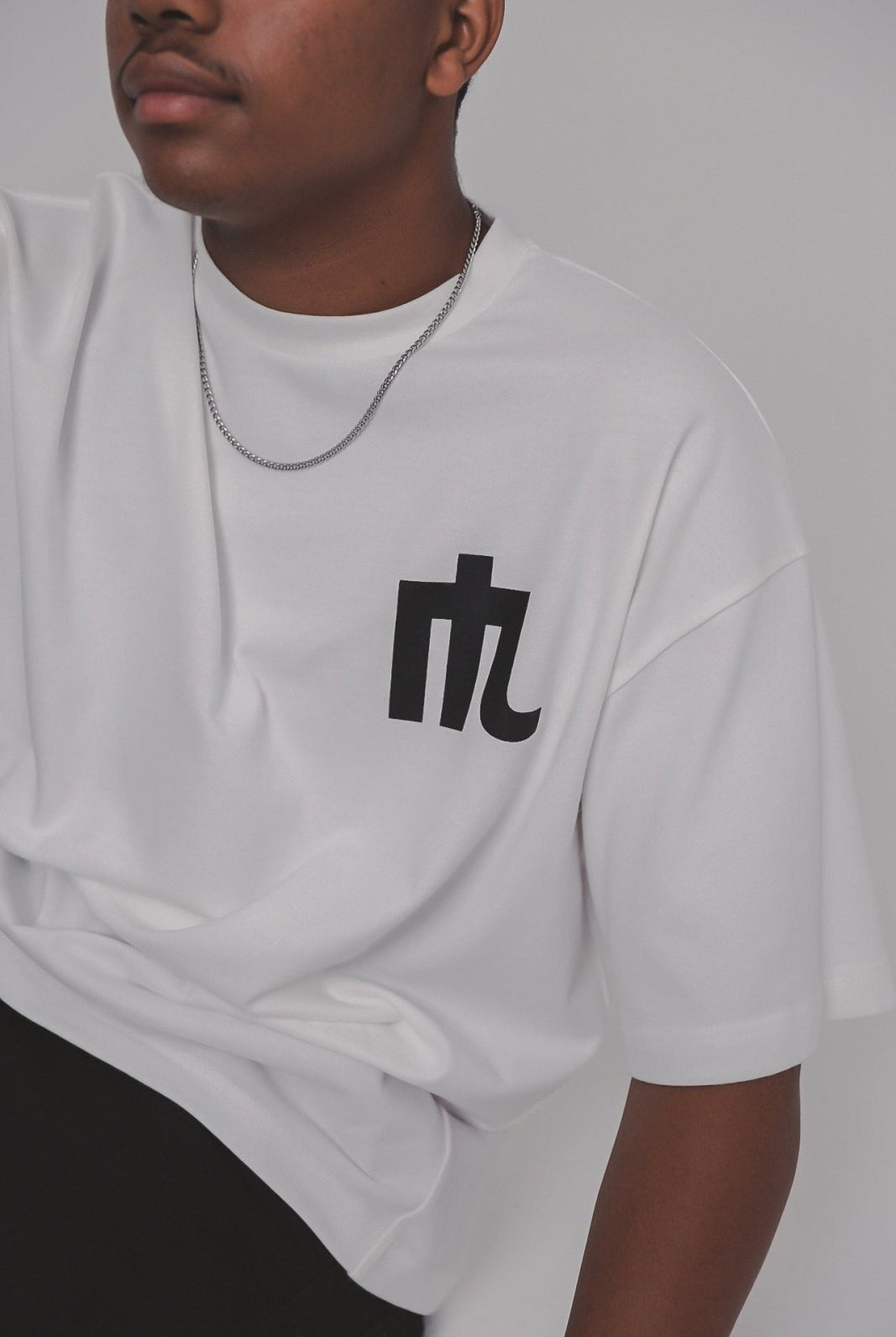 NOBLESS LOGO TEE - Nobless Couture