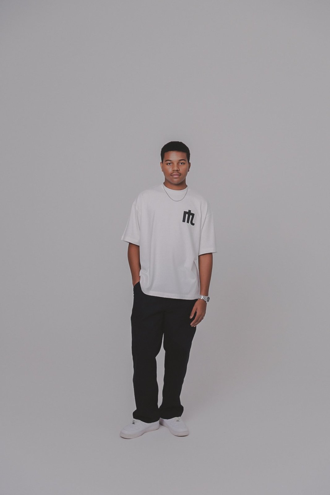 NOBLESS LOGO TEE - Nobless Couture