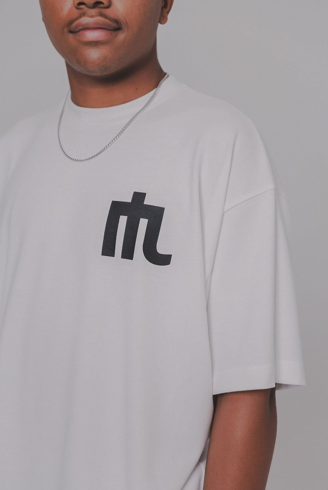 NOBLESS LOGO TEE - Nobless Couture