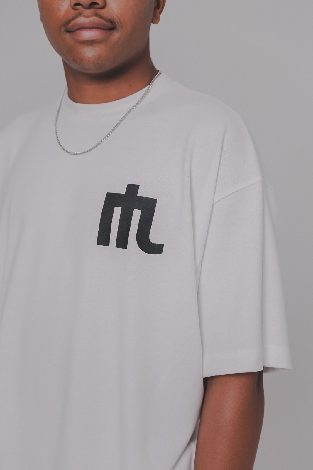 NOBLESS LOGO TEE - Nobless Couture