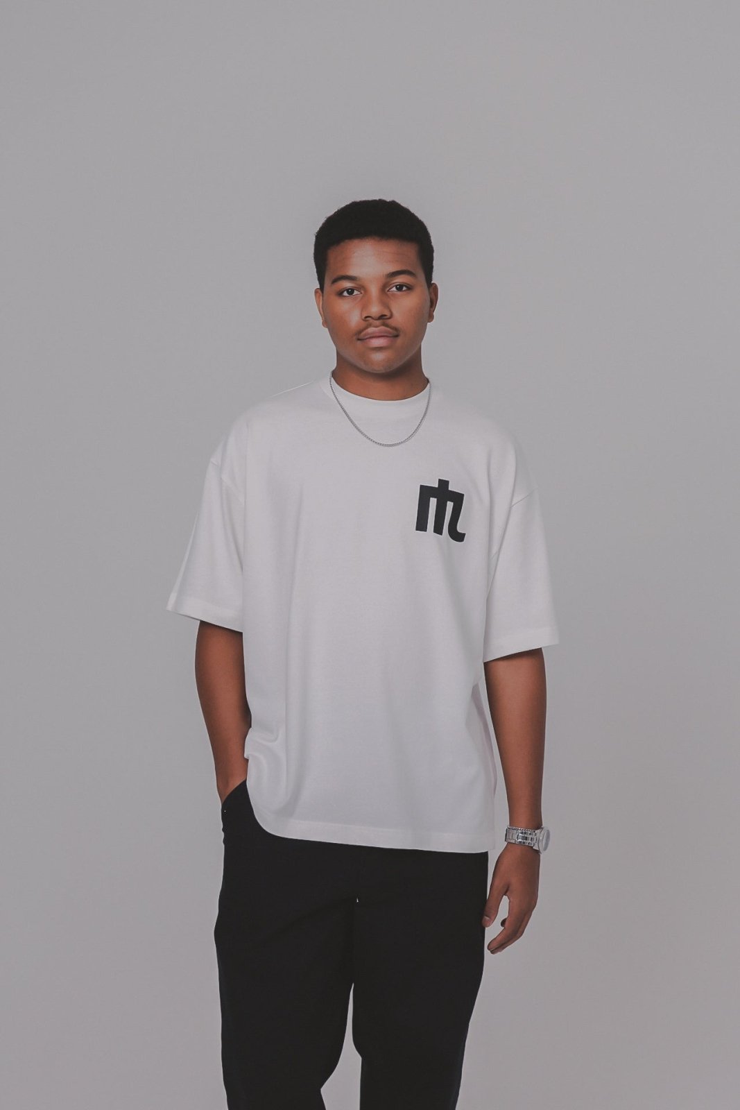 NOBLESS LOGO TEE - Nobless Couture